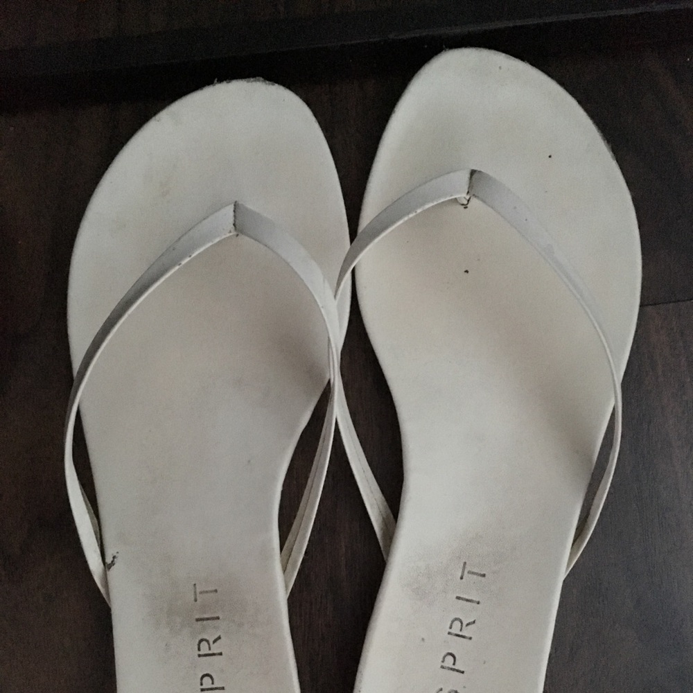 Flip flops